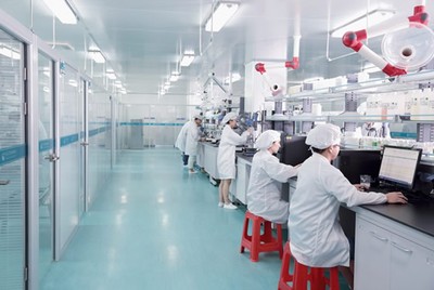 如何選擇優質的化妝品代加工廠家？關鍵考察要點解析